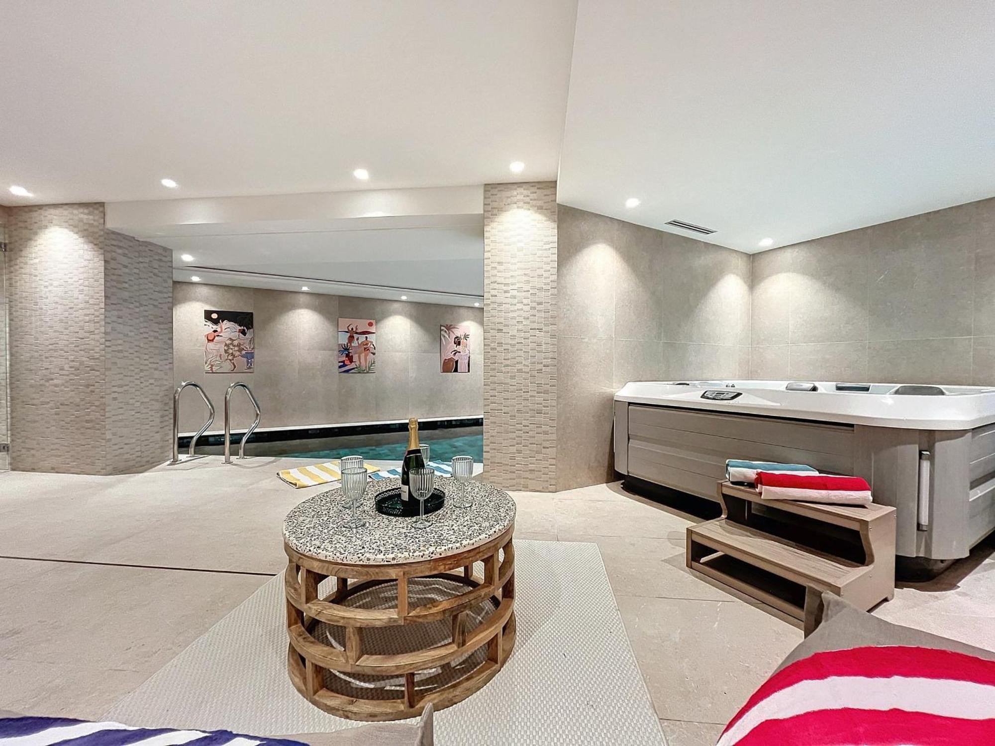 Chalet Meribel, 11 Pieces, 15 Personnes - Fr-1-688-79 Екстериор снимка